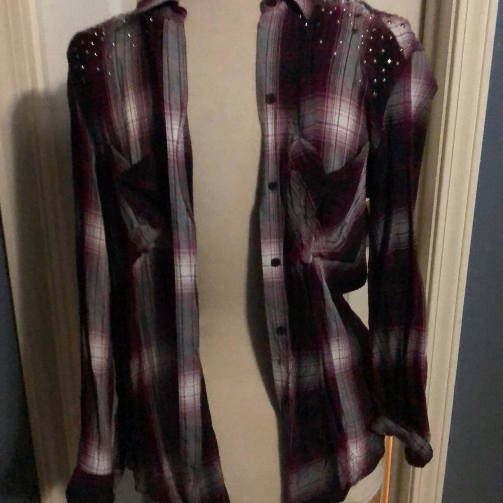 Long sleeve plaid shirt